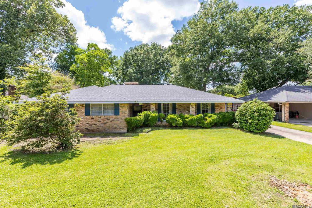 1160 Braeburn Dr, Baton Rouge, LA 70815