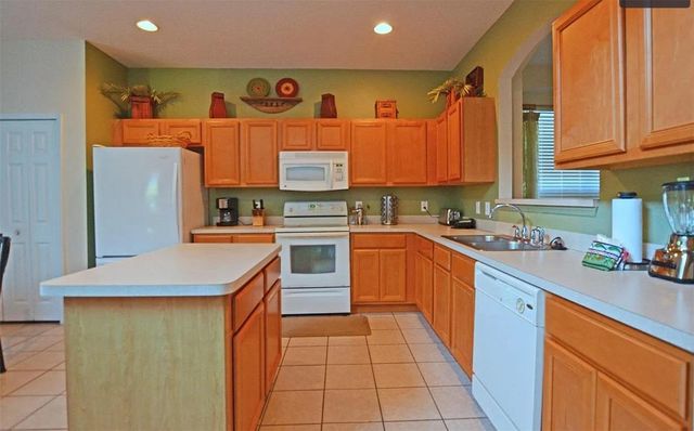 8646 LA ISLA DRIVE, Kissimmee, FL 34747