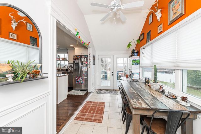 1720 FARMINGTON AVE, Pottstown, PA 19464