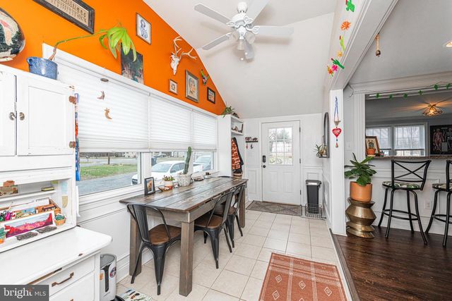 1720 FARMINGTON AVE, Pottstown, PA 19464