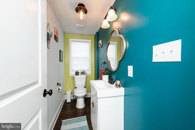 1720 FARMINGTON AVE, Pottstown, PA 19464