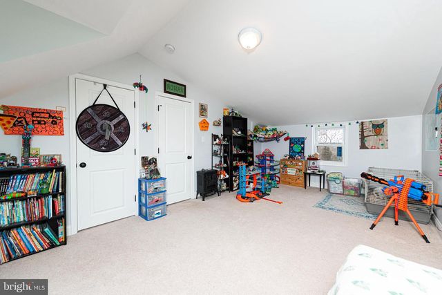 1720 FARMINGTON AVE, Pottstown, PA 19464