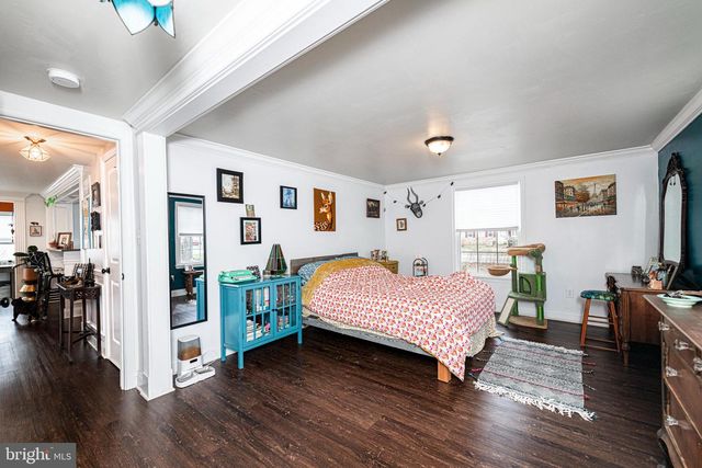 1720 FARMINGTON AVE, Pottstown, PA 19464