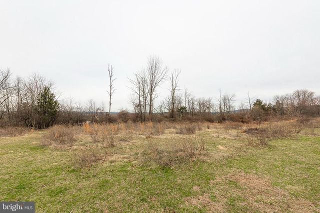 1720 FARMINGTON AVE, Pottstown, PA 19464