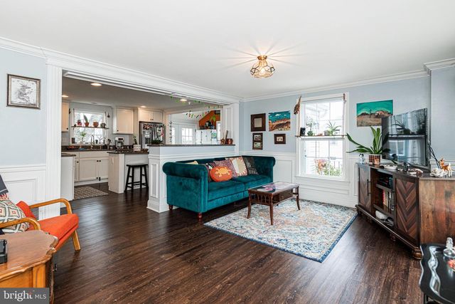 1720 FARMINGTON AVE, Pottstown, PA 19464