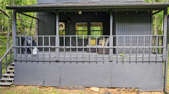 1147 Martin Dr, Cleveland, GA 30528