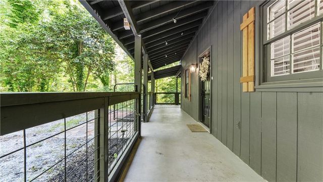 1147 Martin Dr, Cleveland, GA 30528