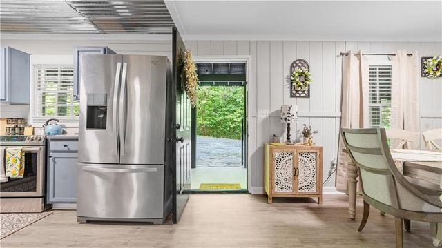 1147 Martin Dr, Cleveland, GA 30528