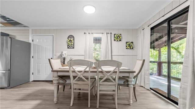 1147 Martin Dr, Cleveland, GA 30528