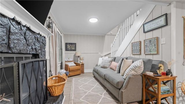 1147 Martin Dr, Cleveland, GA 30528