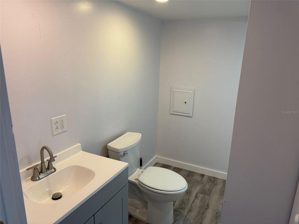 Image 14 of property listing at 6240 CONNECTICUT STREET, Zephyrhills, FL 33542