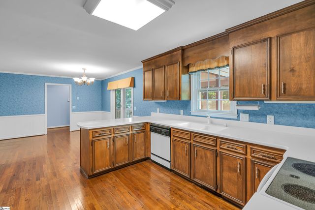 221 Briar Creek Drive, Greer, SC 29650