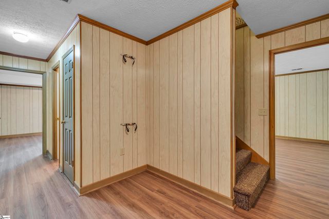 221 Briar Creek Drive, Greer, SC 29650