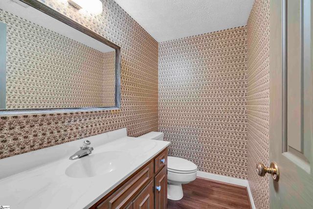 221 Briar Creek Drive, Greer, SC 29650