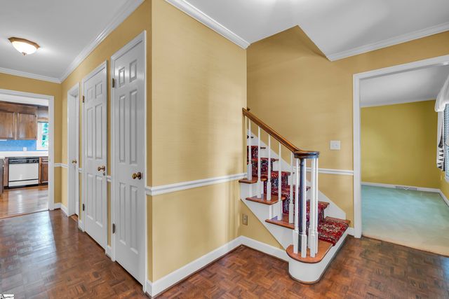 221 Briar Creek Drive, Greer, SC 29650