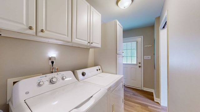 305 Maxwell Branch Rd, Cottontown, TN 37048