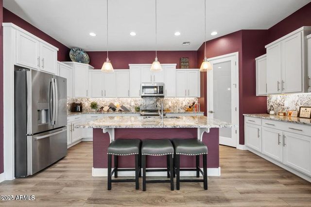 18427 W CLINTON Street, Surprise, AZ 85388