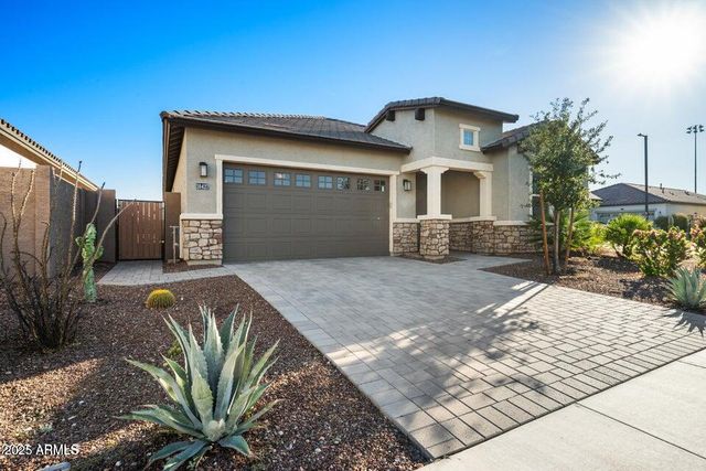 18427 W CLINTON Street, Surprise, AZ 85388