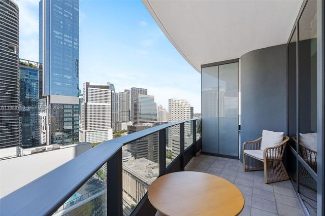 1000 Brickell Plz 2812, Miami, FL 33131