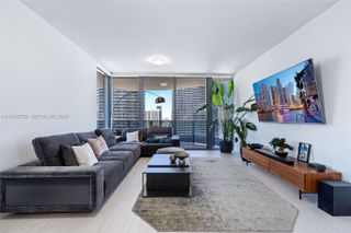 1000 Brickell Plz 2812, Miami, FL 33131