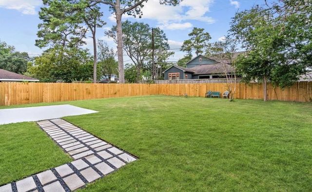 2118 Wakefield Drive, Houston, TX 77018