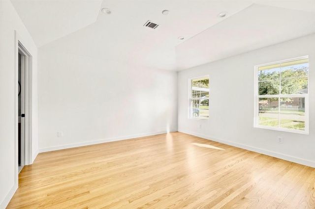 2118 Wakefield Drive, Houston, TX 77018