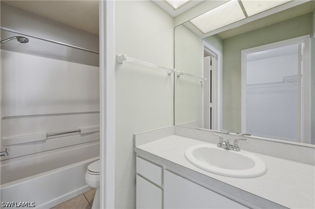 4230 Jack Frost CT 4402, Naples, FL 34112