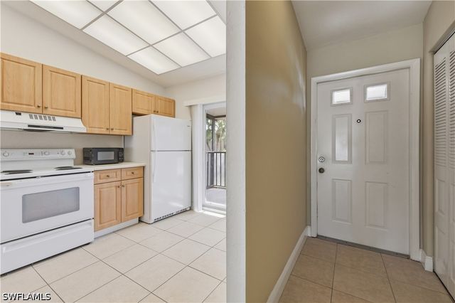 4230 Jack Frost CT 4402, Naples, FL 34112