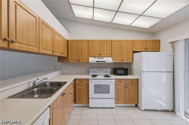 4230 Jack Frost CT 4402, Naples, FL 34112