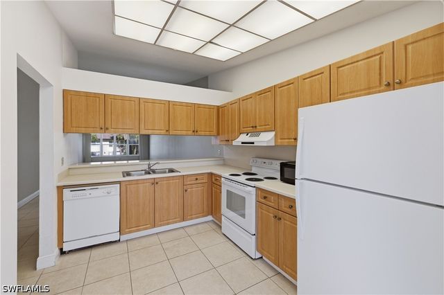 4230 Jack Frost CT 4402, Naples, FL 34112