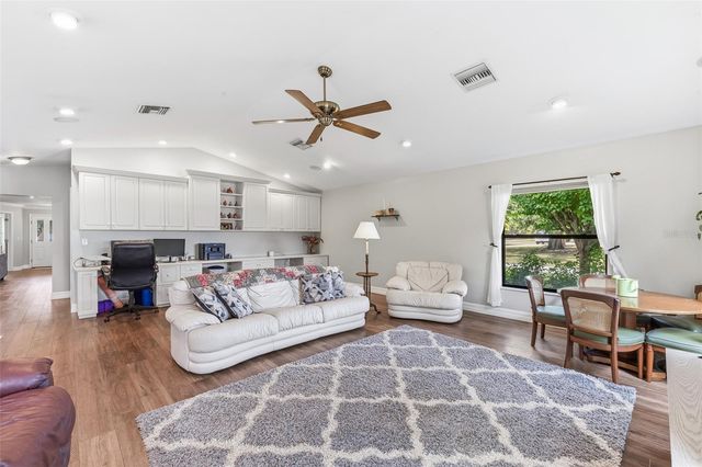 7565 CASTLE DRIVE, Sarasota, FL 34240