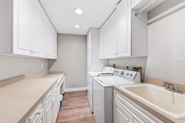 7565 CASTLE DRIVE, Sarasota, FL 34240