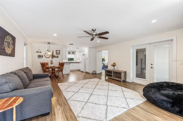 7565 CASTLE DRIVE, Sarasota, FL 34240
