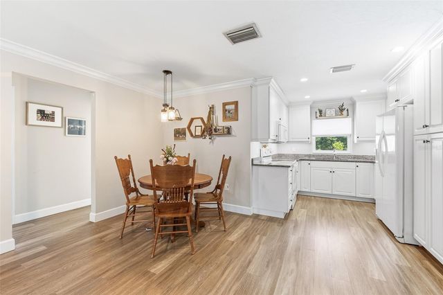 7565 CASTLE DRIVE, Sarasota, FL 34240