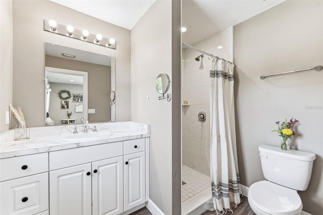 7565 CASTLE DRIVE, Sarasota, FL 34240