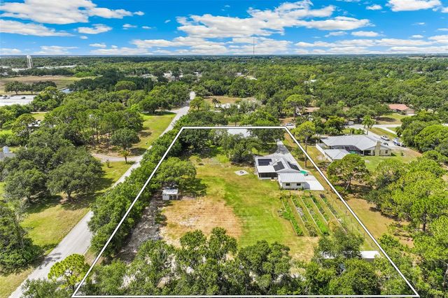 7565 CASTLE DRIVE, Sarasota, FL 34240