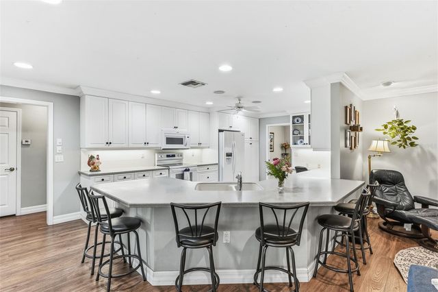 7565 CASTLE DRIVE, Sarasota, FL 34240