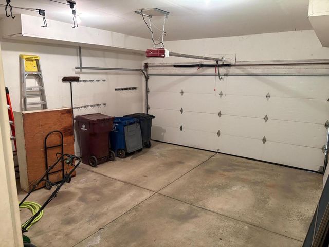 2036 Suffolk Avenue, Ann Arbor, MI 48103