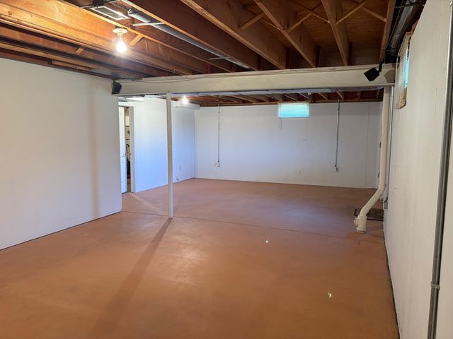 2036 Suffolk Avenue, Ann Arbor, MI 48103
