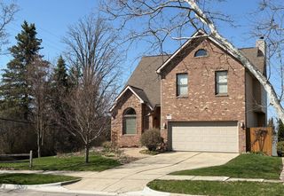 2036 Suffolk Avenue, Ann Arbor, MI 48103
