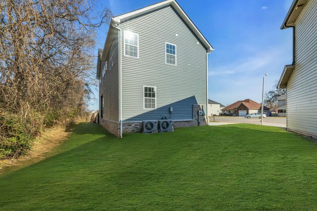 2922 Painted Pony Dr, Murfreesboro, TN 37128