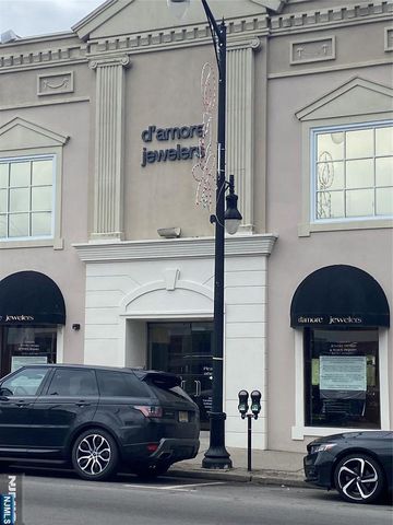 733 Anderson Avenue, Cliffside Park, NJ 07010