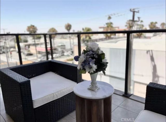 1598 LONG BEACH BLVD 412, Long Beach, CA 90813