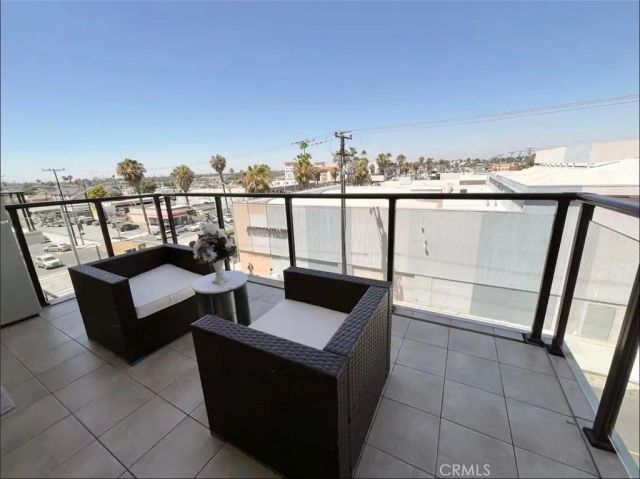 1598 LONG BEACH BLVD 412, Long Beach, CA 90813