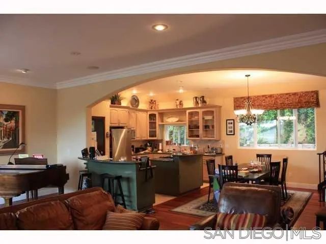 5455 La Jolla Mesa, La Jolla, CA 92037