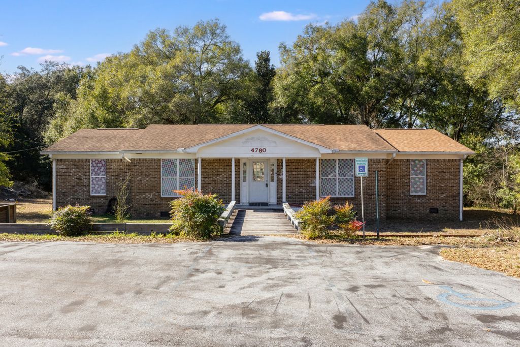 4780 Live Oak Church Road, Crestview, FL 32539