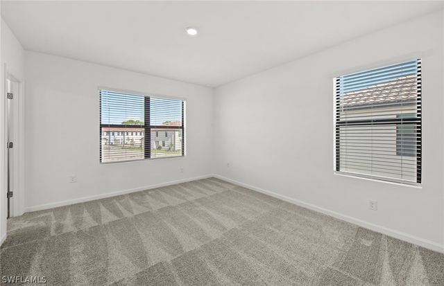 1562 Lake Jessup CIR, Cape Coral, FL 33909