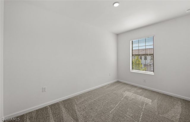 1562 Lake Jessup CIR, Cape Coral, FL 33909