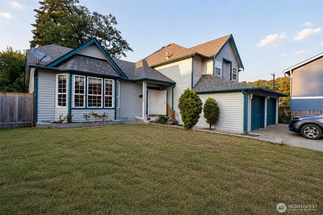 5018 Ryan Way, Seattle, WA 98178