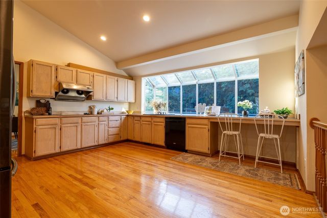 5018 Ryan Way, Seattle, WA 98178
